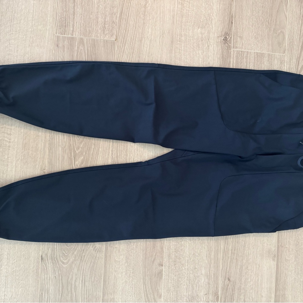 Lululemon ABC Jogger 28” inseam - M